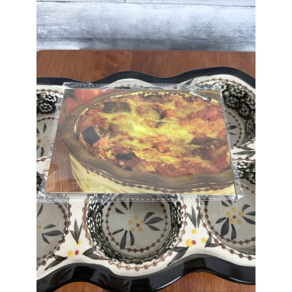 NEW Temp-tations By Tara Black/Brown Floral Lace 6Cup Muffin Pan w Wire Carrier
